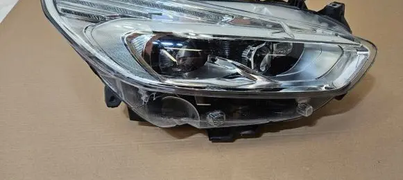 Ford S-MAX Headlight/headlamp