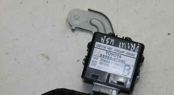 Toyota Prius (XW20) Light module LCM 8996047040
