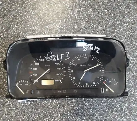 Volkswagen Golf III Speedometer (instrument cluster) 1H6919033B