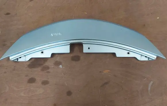 Nissan Note (E12) Front bumper upper radiator grill 623203VU0A