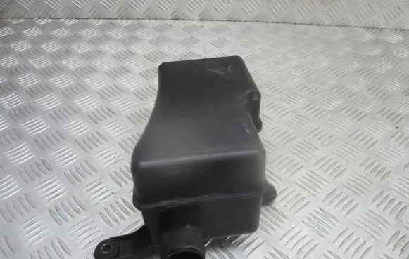 Hyundai Getz Intake resonator 28190-1C000