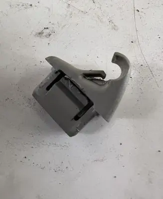 Mitsubishi Outlander Sun visor clip/hook/bracket 