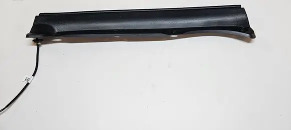 Jeep Grand Cherokee WL Tailgate trim 68371480