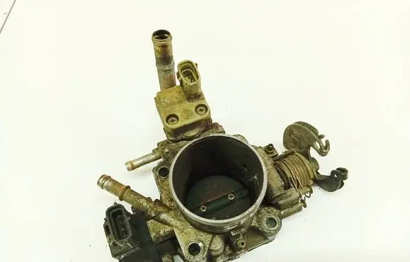 Toyota Corolla E110 Throttle valve 8945212040