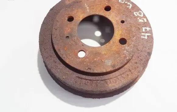 Mitsubishi Colt Drum brake (rear) 