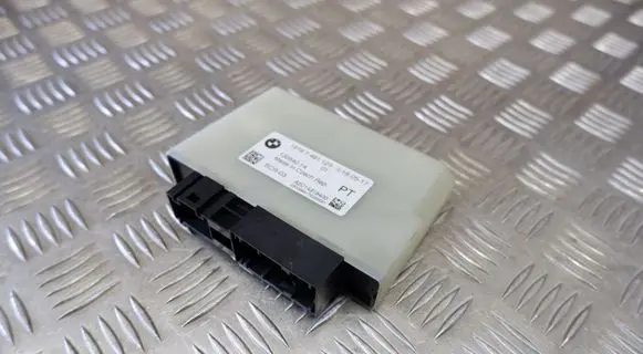 BMW 5 G30 G31 G38 Adblue control unit 7491123