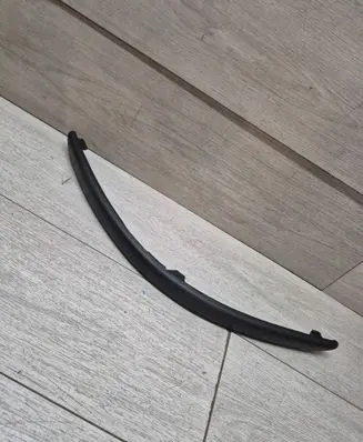 Ford Focus Front bumper splitter molding 2M51-17E909-ACW