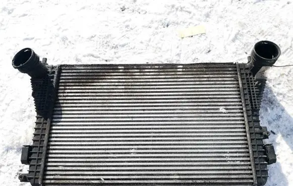 Volkswagen Golf V Intercooler radiator 1k0145803l