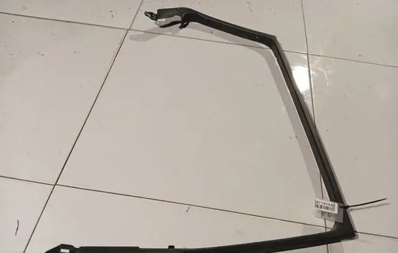 Toyota Avensis T270 Other rear door trim element 6767405030 67674-05030