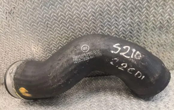 Mercedes-Benz E W210 Intercooler hose/pipe 2105285482