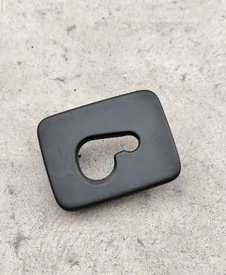 Audi Q7 4M Cargo luggage net fixing mount 4M0861303 4M0861303A