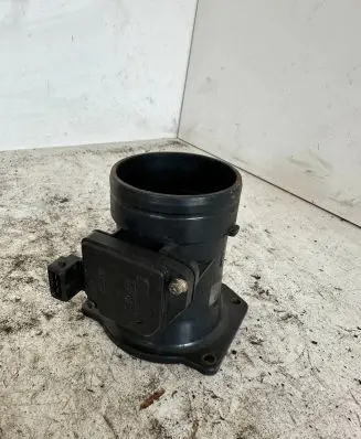 Audi A3 S3 8L Mass air flow meter 058133471