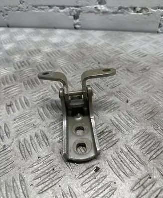 Opel Astra J Front door upper hinge