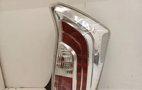 Toyota Prius (XW30) Rear/tail lights 21219X9R3LDB