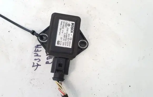 Audi A6 S6 C5 4B ESP acceleration yaw rate sensor 8e0907637a 0018922