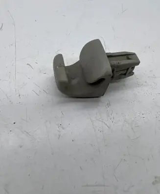 Toyota Avensis T250 Sun visor clip/hook/bracket 