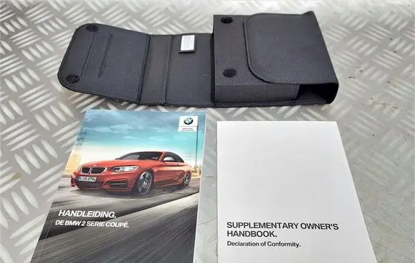 BMW 2 F22 F23 Owners service history hand book 8059571