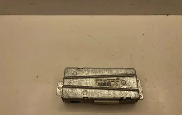 Jaguar S-Type Other devices 2R8F14B292