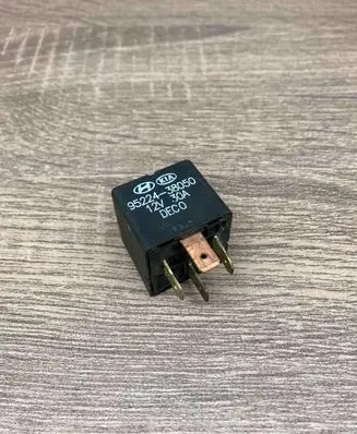 Hyundai Santa Fe Other relay 9522438050 12V30A