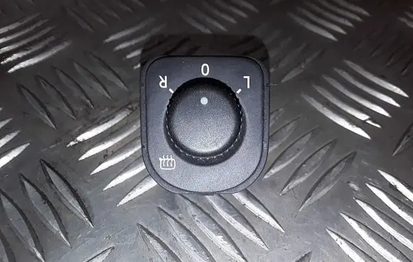 Volkswagen Golf V Wing mirror switch 1k0959565k