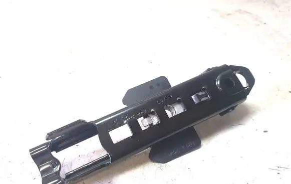 Audi A7 S7 4G Seat belt height adjuster 8T8857833
