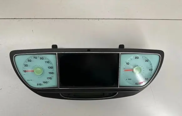 Speedometer (instrument cluster)