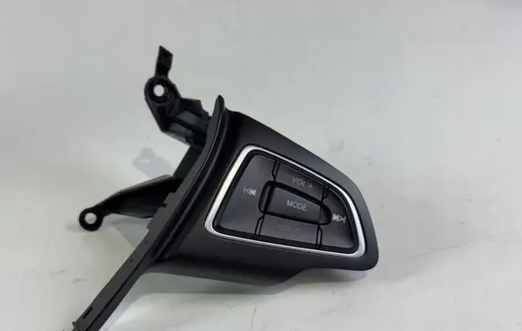Ford Focus Steering wheel buttons/switches F1ET14K147AC