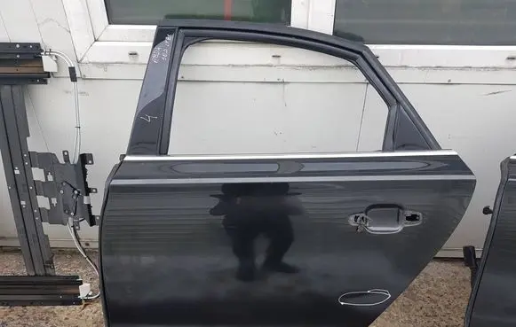 Audi A8 S8 D4 4H Rear door 