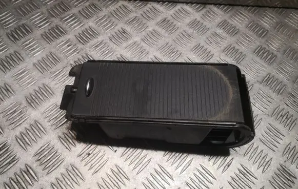 Mercedes-Benz SLK R172 Dashboard storage box/compartment 1726800352 A1726800352