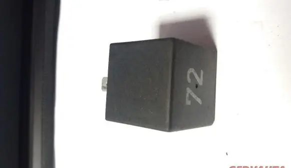 Volkswagen PASSAT B5 Other relay 191955529