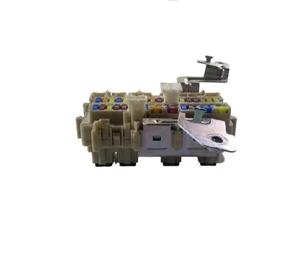Nissan Rogue Fuse module 243504CL0B 252307990A