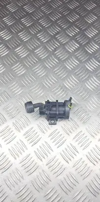 Audi A6 S6 C5 4B Turbo solenoid valve 4522371 4715396 4534375