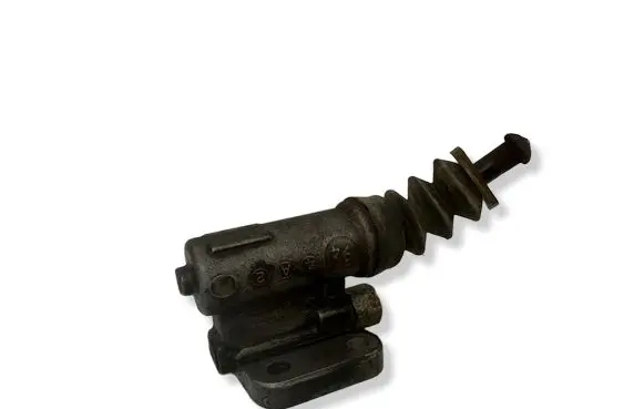 Honda Accord Clutch slave cylinder 