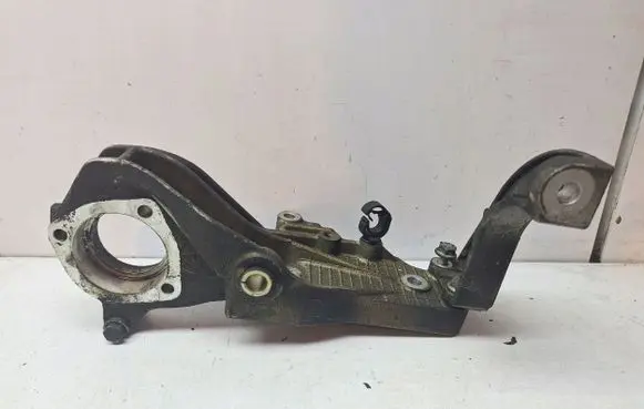 Alfa Romeo 147 Engine mounting bracket 6060357346460217