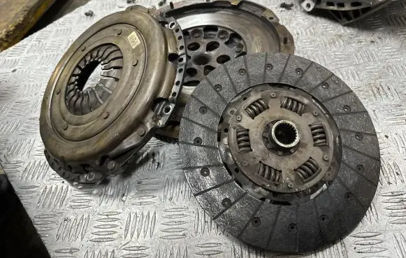 Opel Insignia B Clutch set kit 55484450 55485234