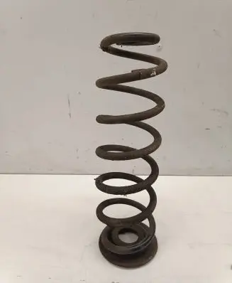 Volkswagen Golf VII Rear coil spring