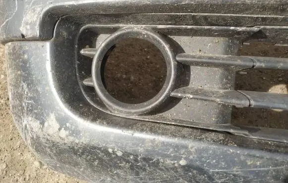 Renault Megane II Front bumper lower grill