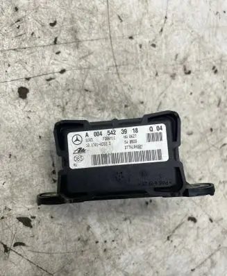Mercedes-Benz ML W164 ESP acceleration yaw rate sensor A0045423918 DT76L04Q0Y 10170103823