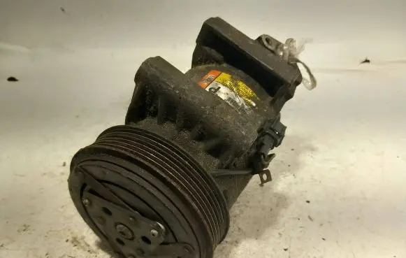 Nissan Primera Air conditioning (A/C) compressor (pump)