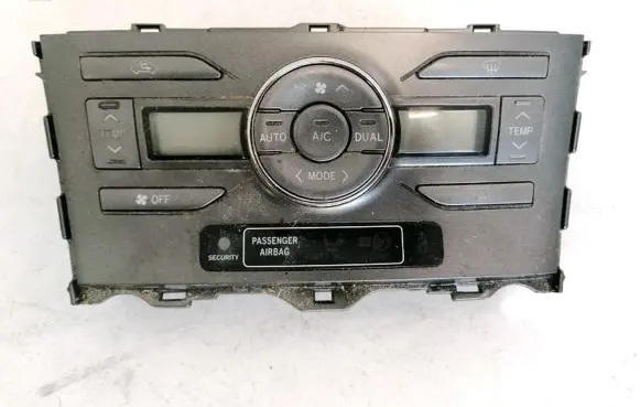 Toyota Auris 150 Climate control unit 55900022220B 55900-022220-B