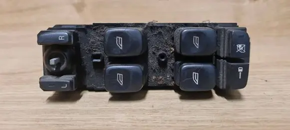 Volvo XC90 Electric window control switch 30658694
