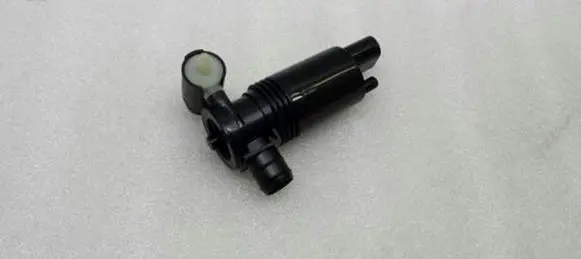 Land Rover Range Rover Evoque L538 Windscreen/windshield washer pump LR013950