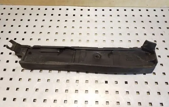 Audi TT TTS Mk2 Fender foam support/seal 8J0821111A