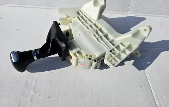 KIA Sportage Gear shifter/selector 46701D4440