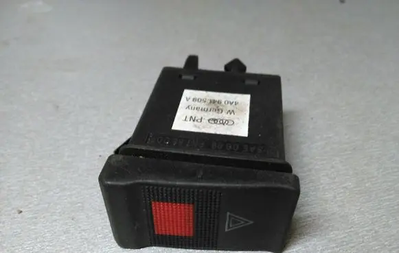 Audi A6 S6 C4 4A Hazard light switch 4A0941509A