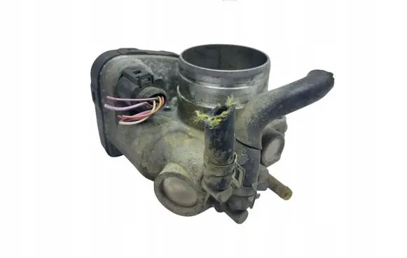 Volkswagen Golf IV Throttle valve 06A133062A