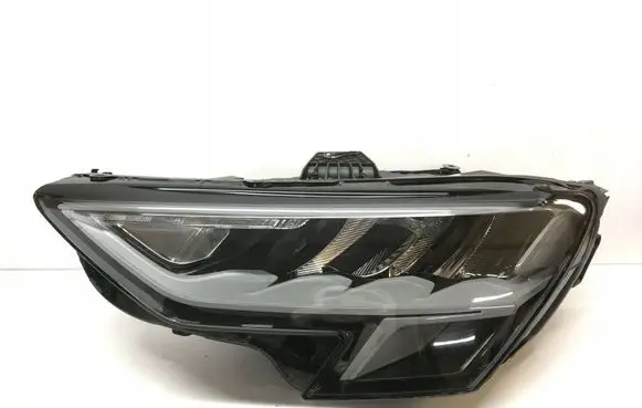 Audi A3 8Y Headlight/headlamp