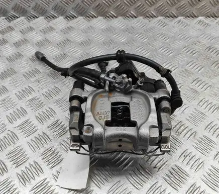 Audi Q2 - Rear brake caliper 5Q0615405GP