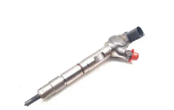 Fuel injector