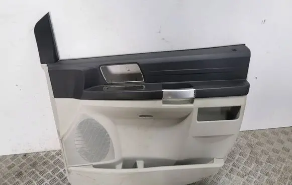 Chrysler Grand Voyager V Front door card panel trim